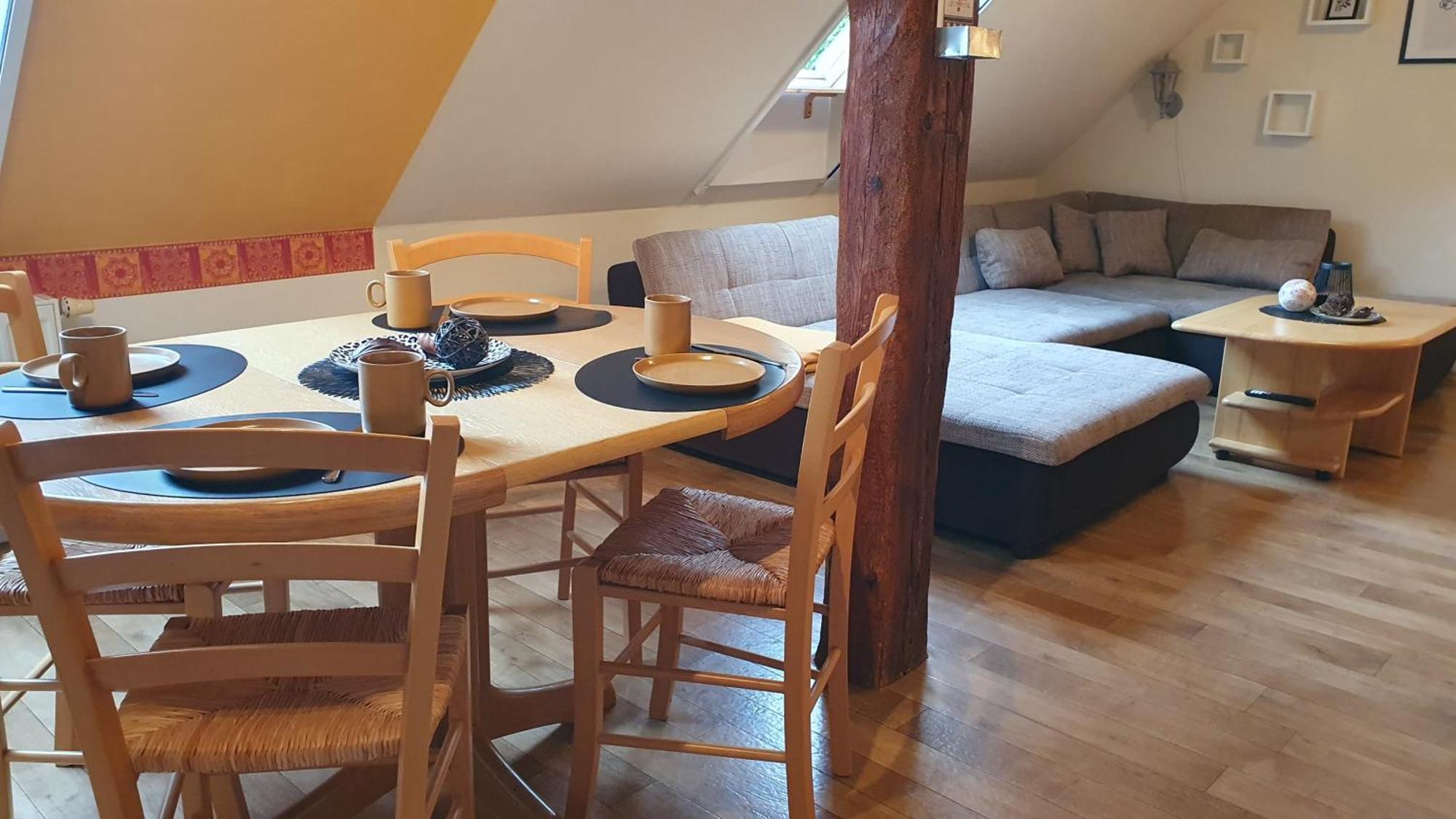 Kromlau Ferienwohnung Im Gutshof Direkt Gegenueber Dem Schloss, Rhododendronpark Mit Terrasse Und Wlan מראה חיצוני תמונה